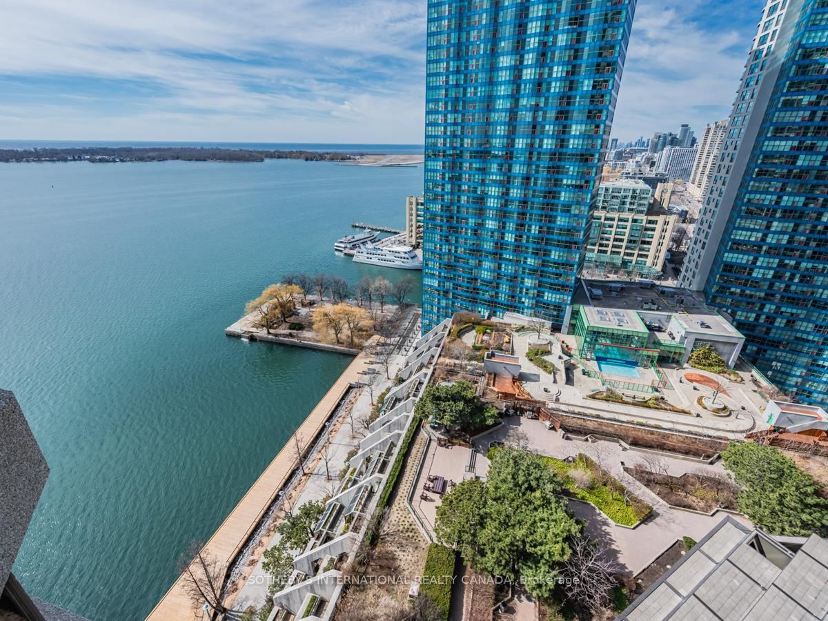 65 Harbour Square • #2204 • Toronto, ON photo 27