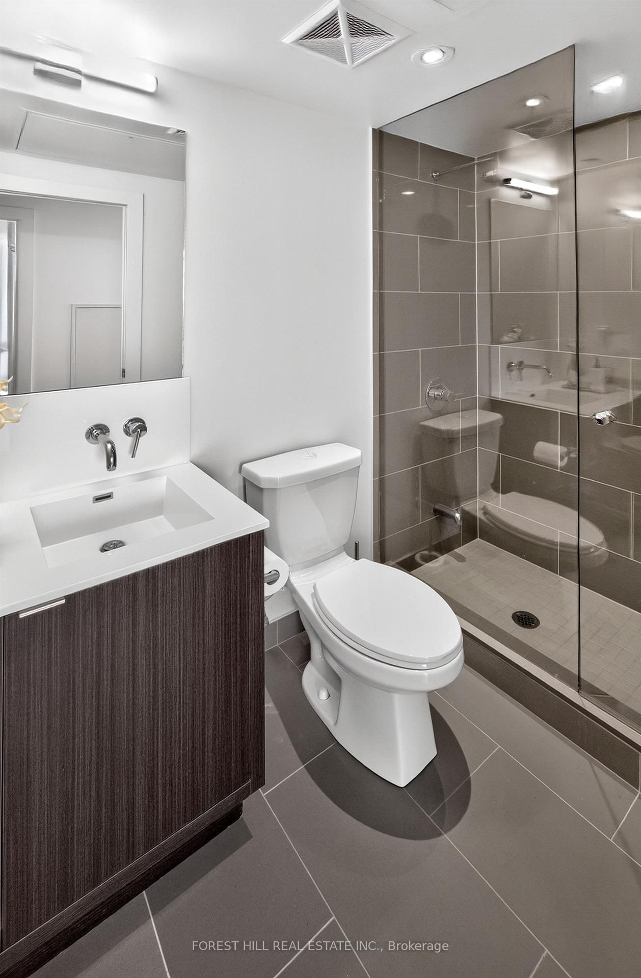 100 Harbour Street • #5410 • Toronto, ON photo 38