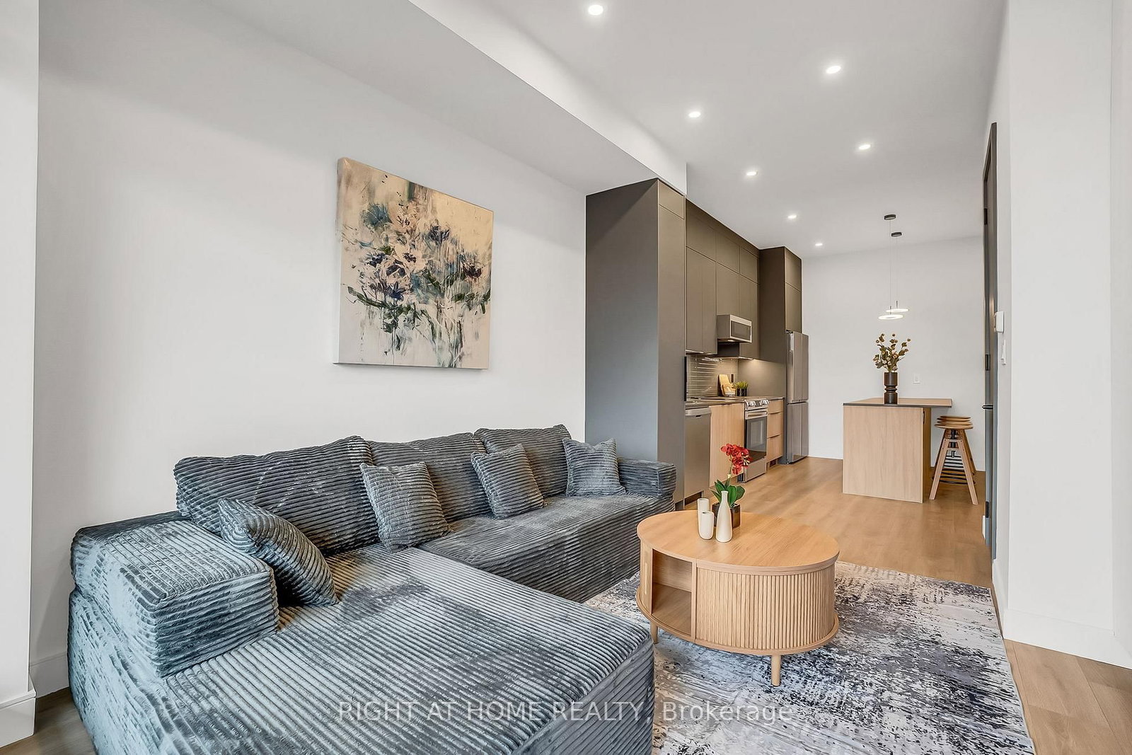 Unit 2-1169 Davenport Road, Toronto, ON, photo 4