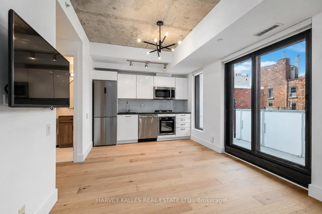507 - 11 Charlotte Street