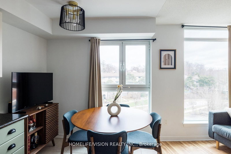 902 - 18 Valley Woods Road