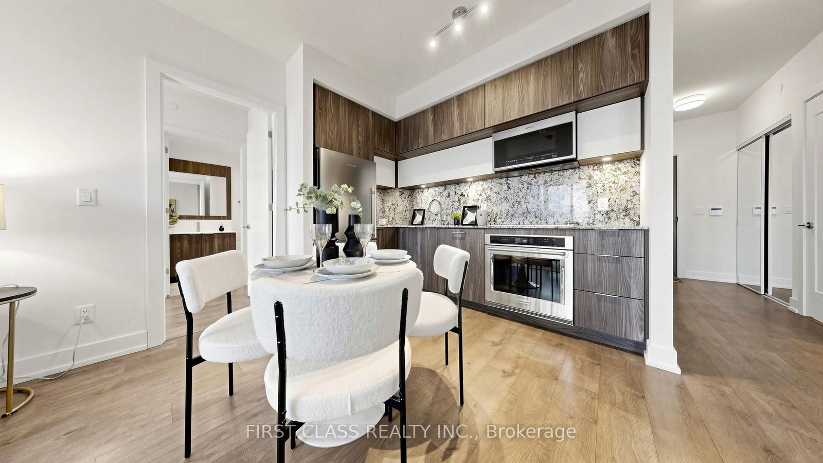 25 Adra Grado Way • #710 • Toronto, ON photo 14