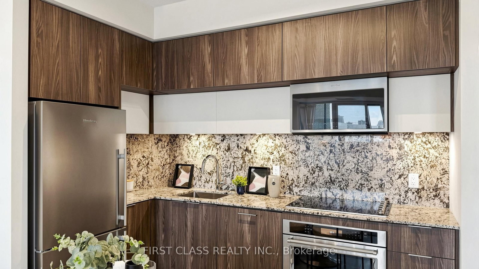 25 Adra Grado Way • #710 • Toronto, ON photo 16