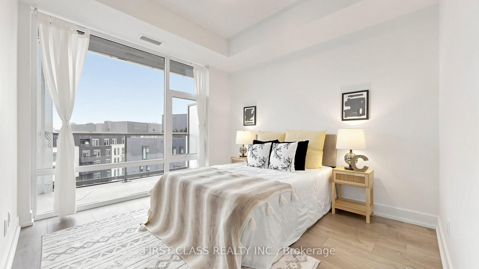 25 Adra Grado Way • #710 • Toronto, ON photo 17
