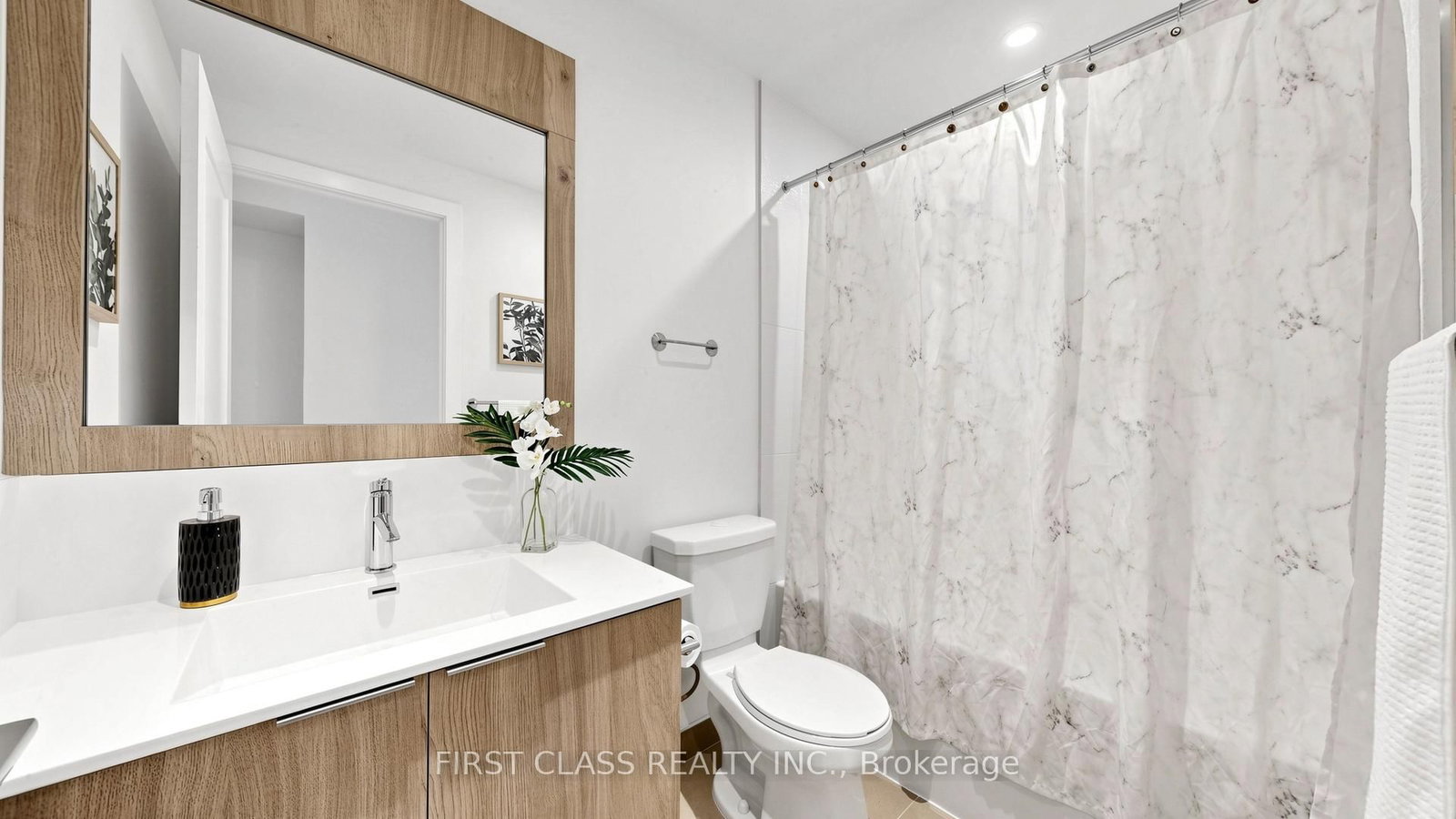 25 Adra Grado Way • #710 • Toronto, ON photo 23