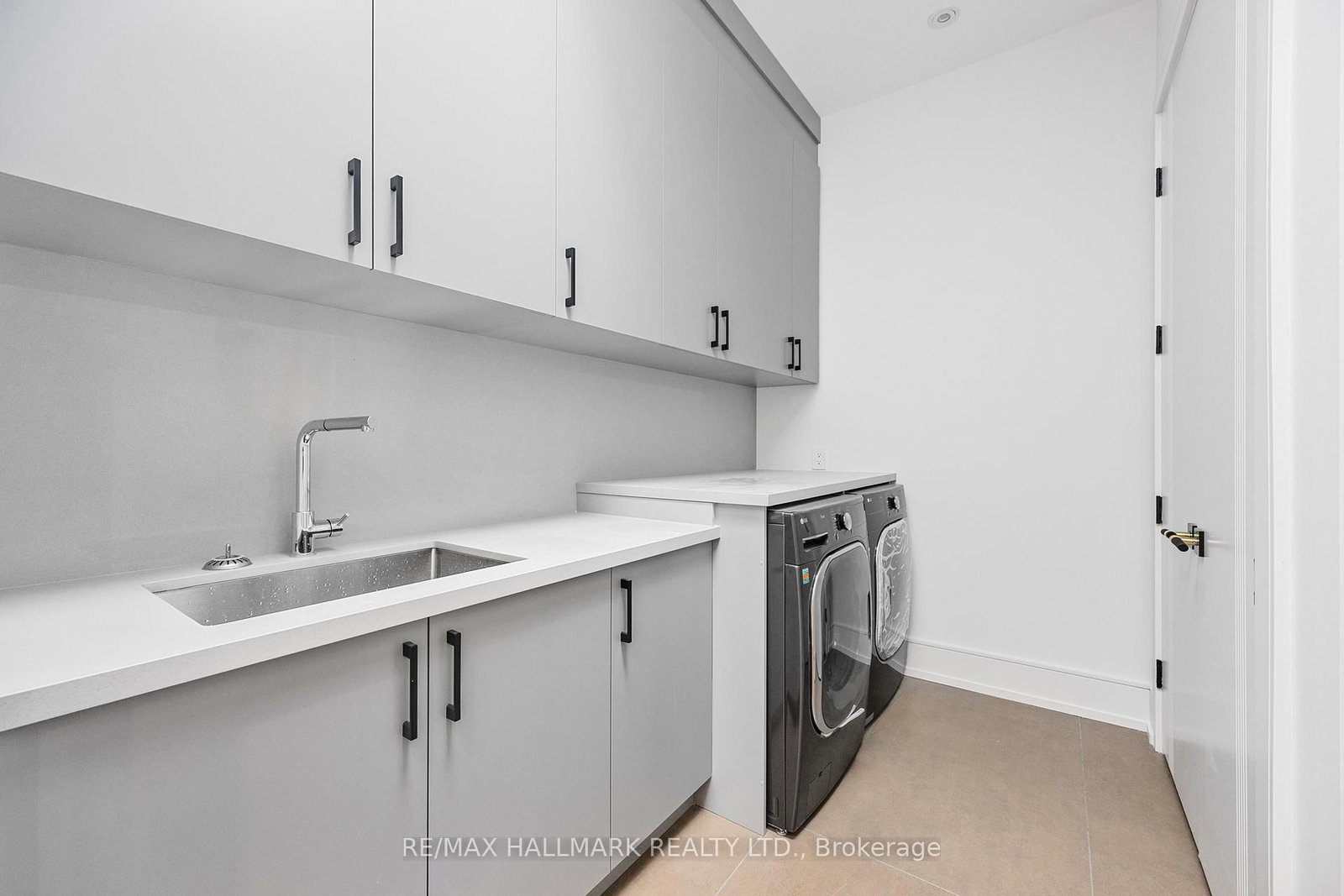 287 Hillcrest Avenue • Toronto, ON photo 39