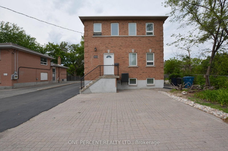 204 Sheppard Avenue W