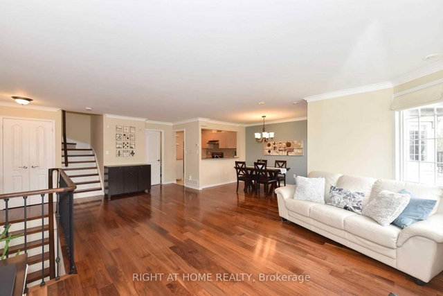 C22 - 108 Finch Avenue W