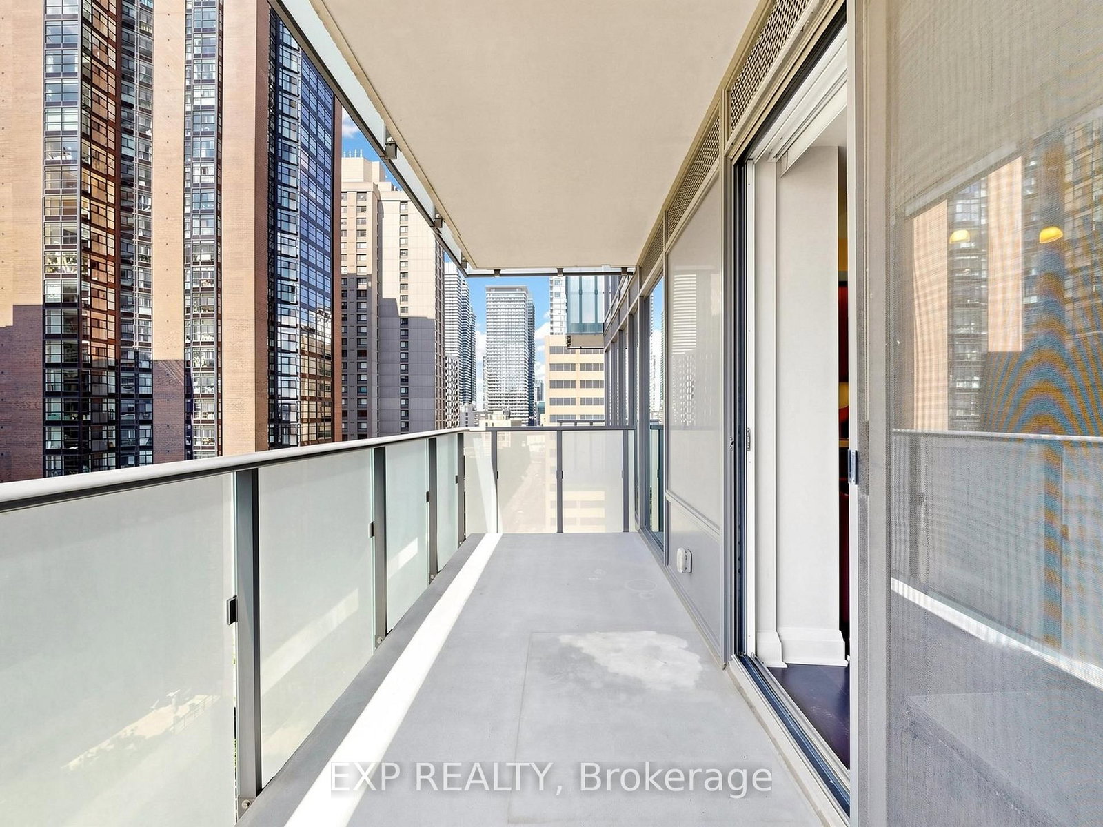65 St Mary Street • ##1009 • Toronto, ON photo 15