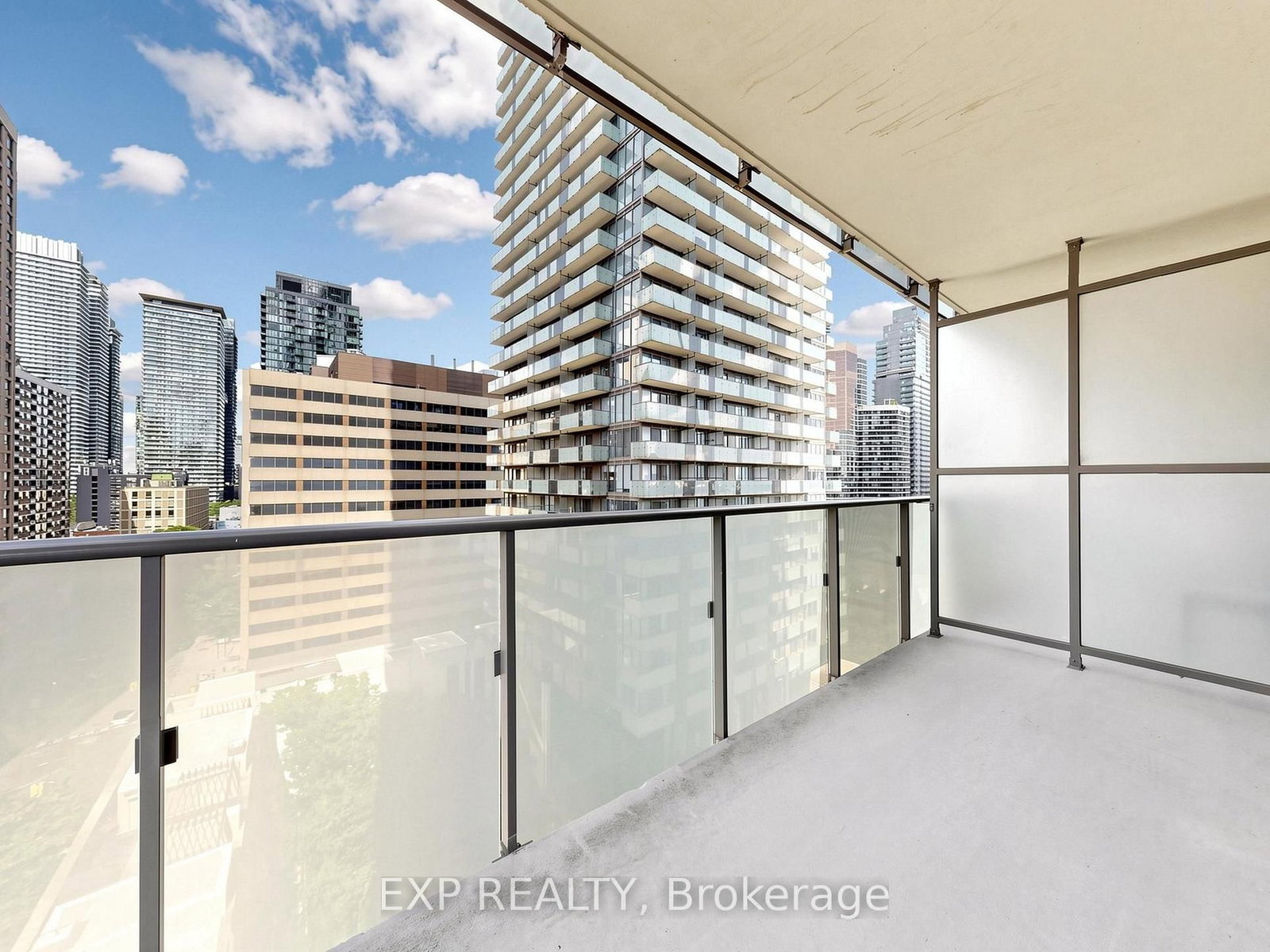 65 St Mary Street • ##1009 • Toronto, ON photo 16