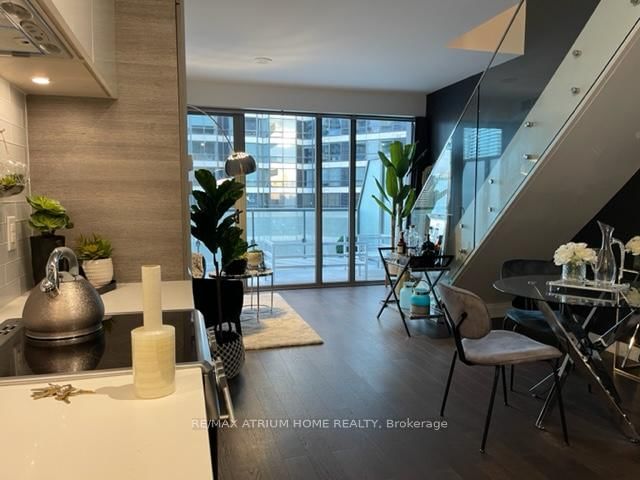 1611-57 St Joseph Street, Toronto, ON, photo 3