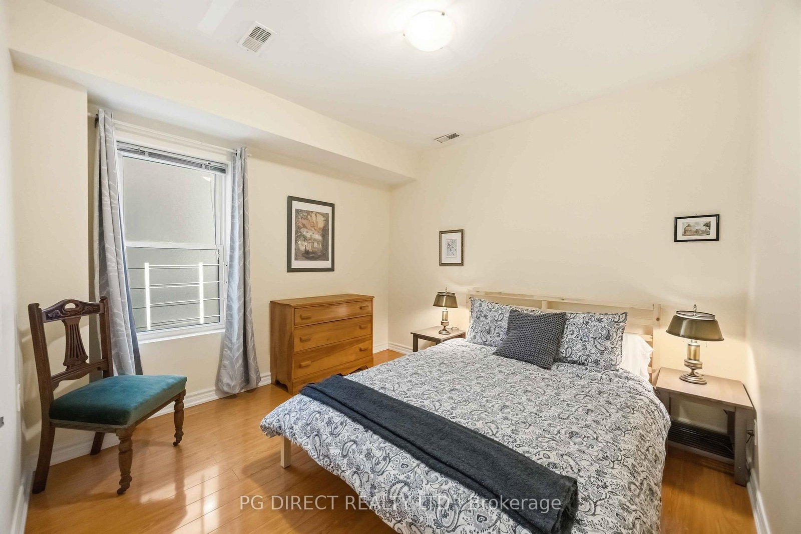 486 Montrose Avenue • Toronto, ON photo 13