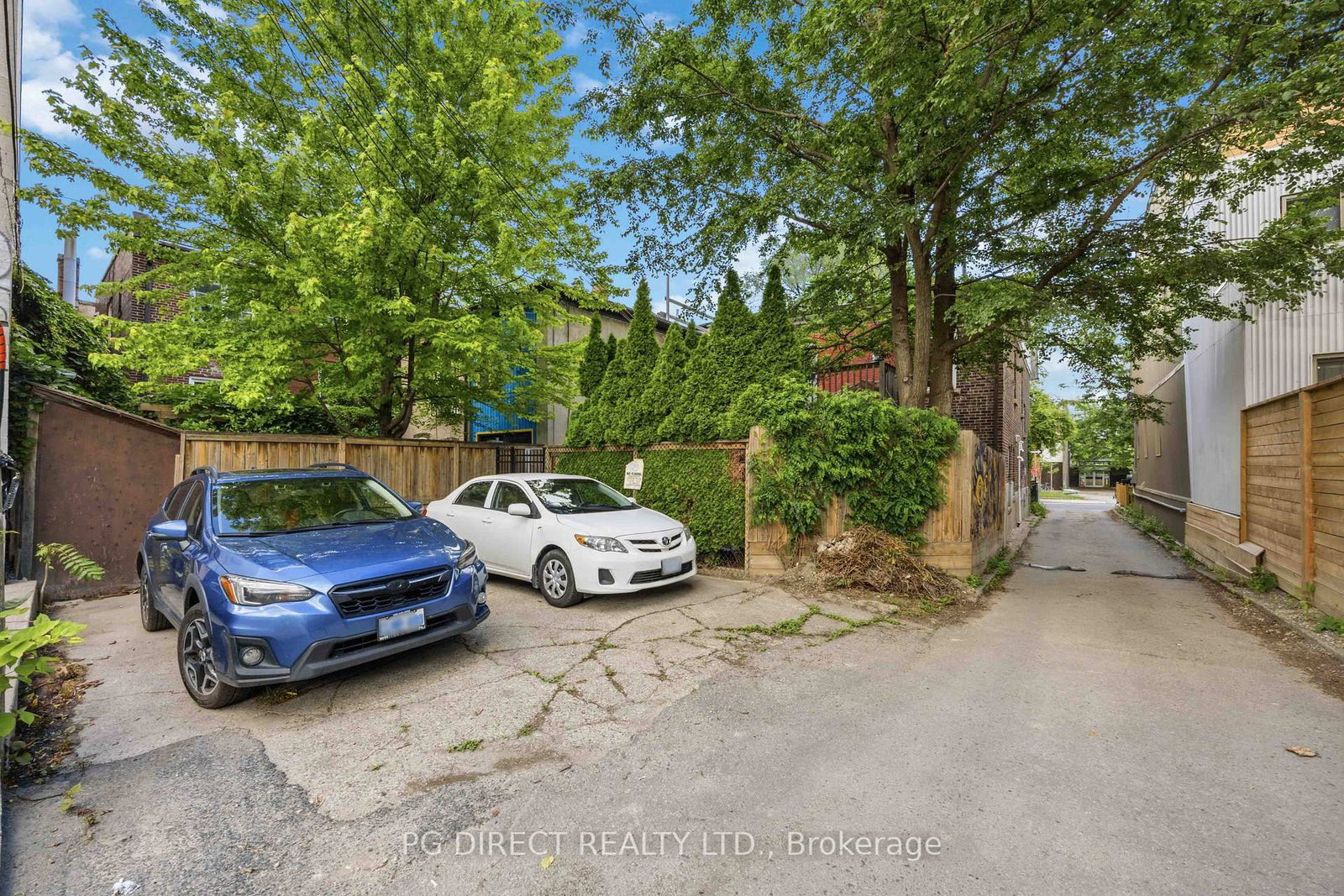 486 Montrose Avenue • Toronto, ON photo 18
