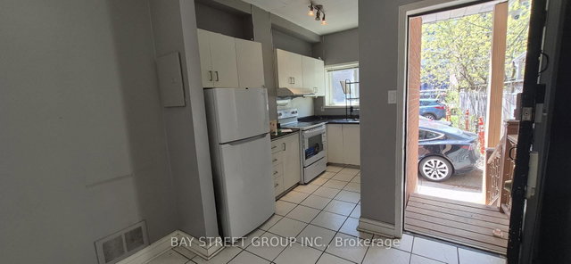 6 Ferndale Avenue