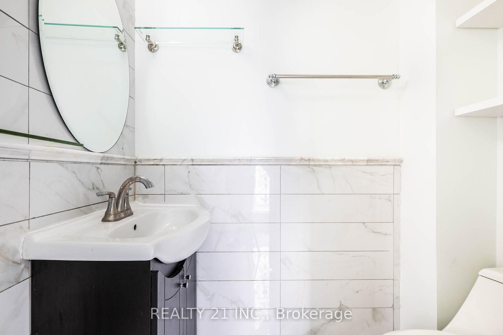316 Hollyberry Trail • Toronto, ON photo 30