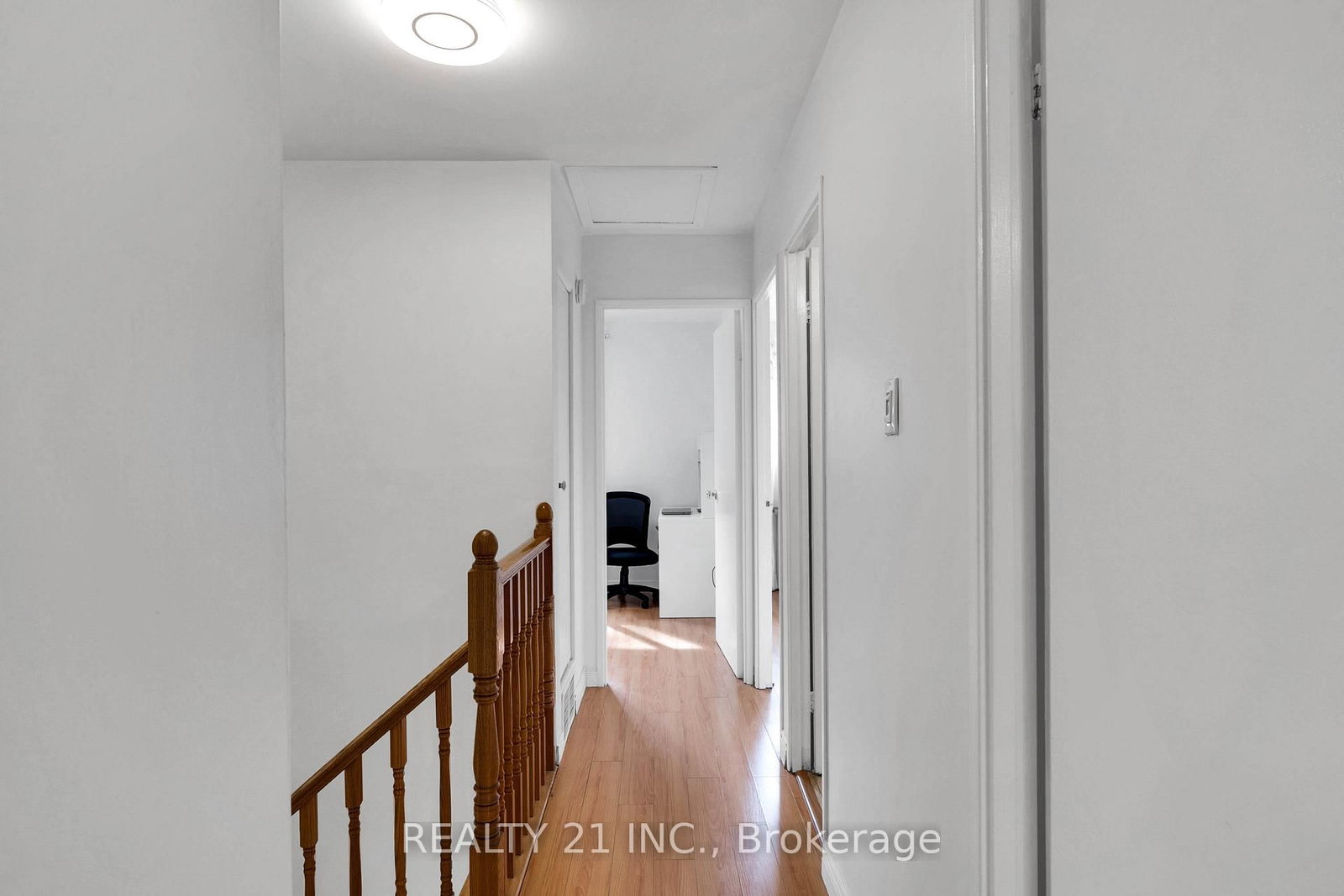 316 Hollyberry Trail • Toronto, ON photo 31
