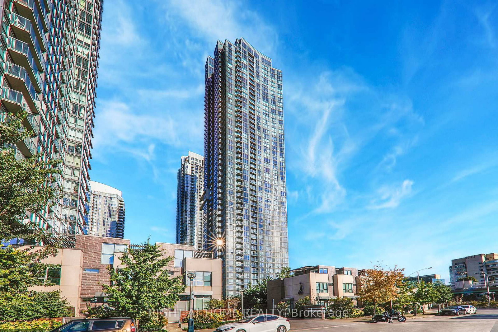 2615-11 Brunel Court, Toronto, ON