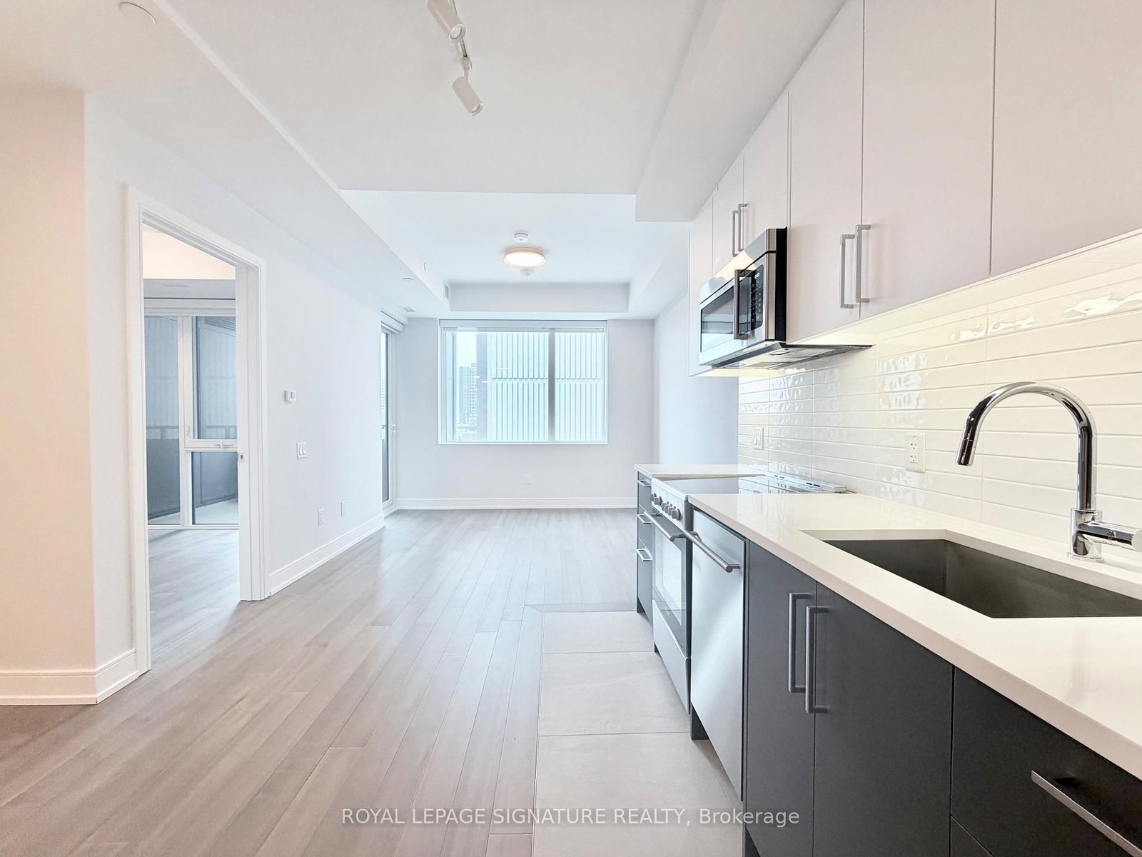404-664 Spadina Avenue, Toronto, ON, photo 3
