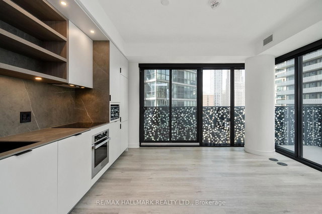 1310 - 55 Charles Street E