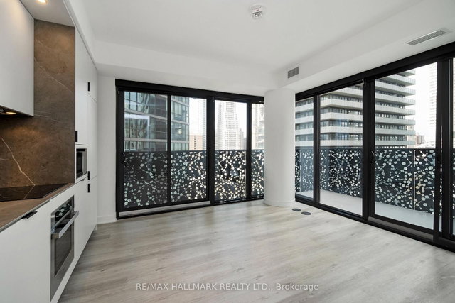 1310 - 55 Charles Street E