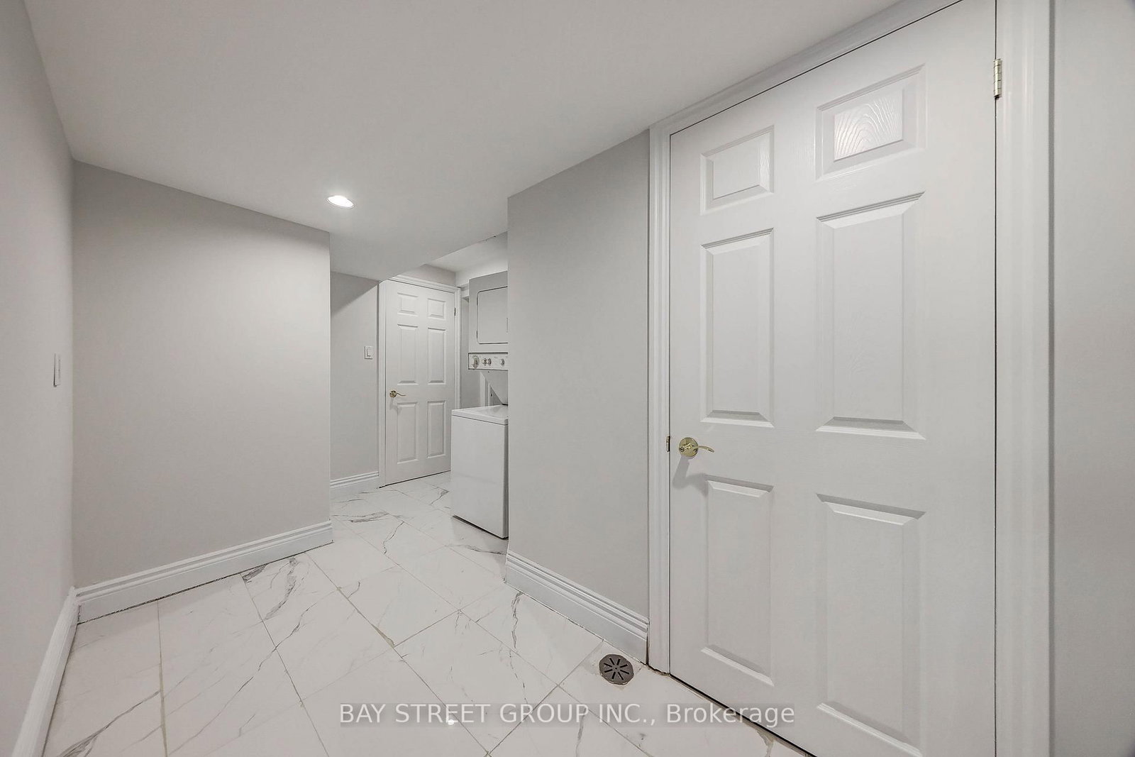99 Grantbrook Street • Toronto, ON photo 32