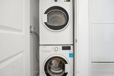 251 Jarvis Street • #3210 • Toronto, ON