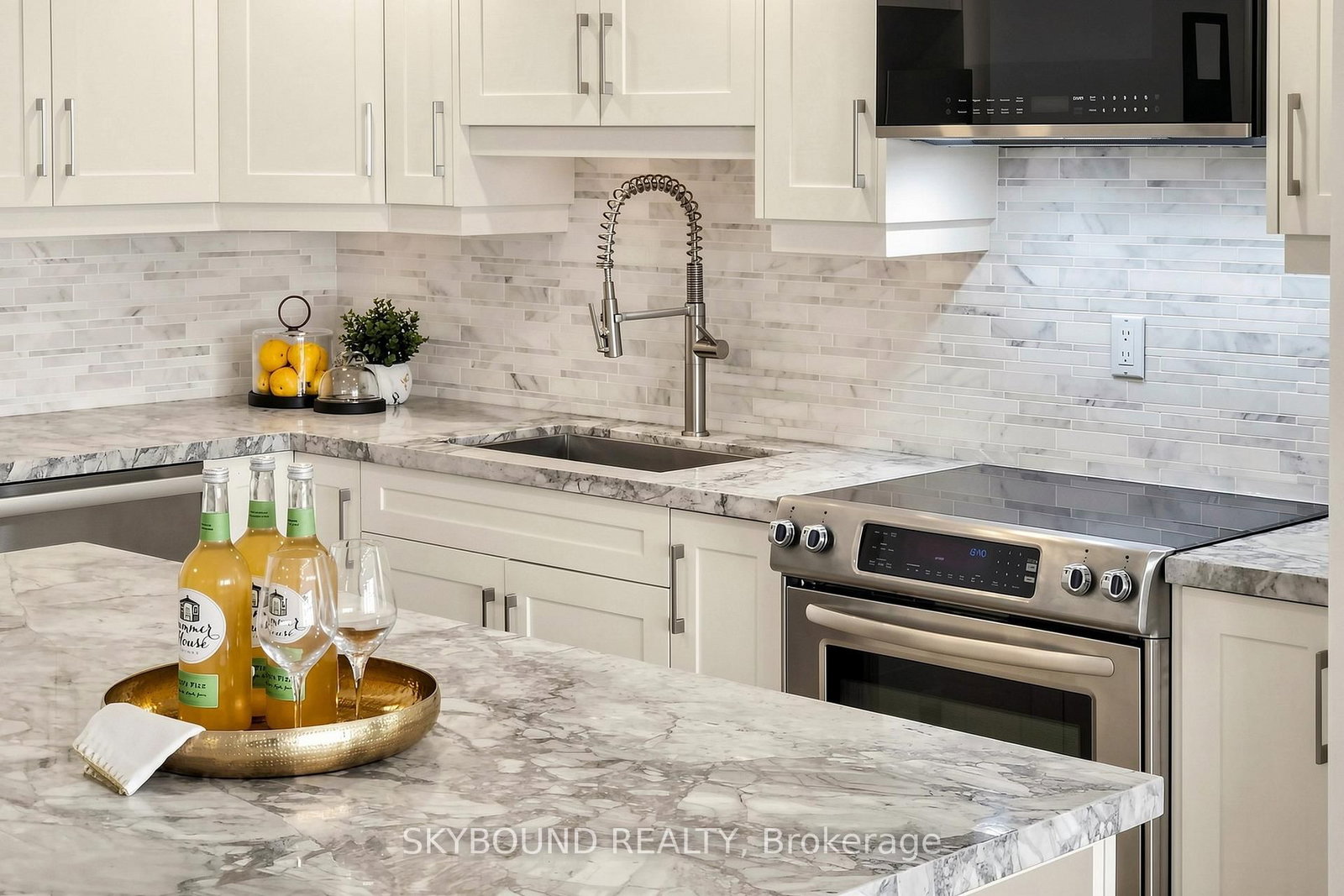 135 S George Street • #401 • Toronto, ON photo 17