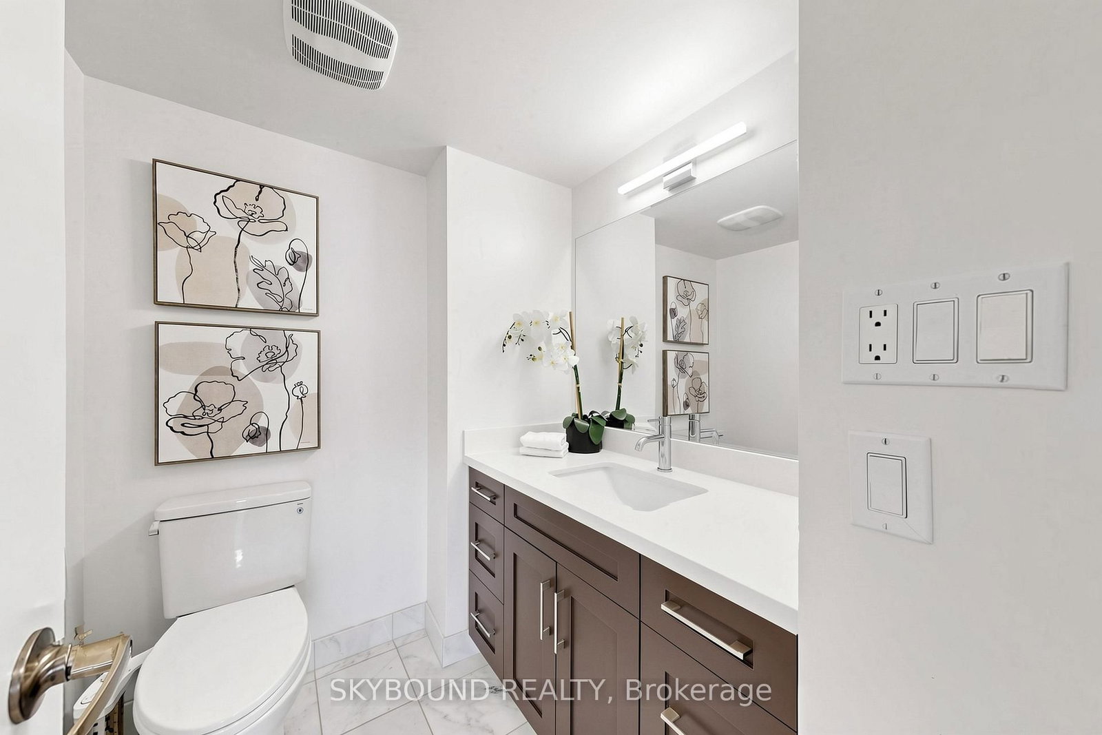 135 S George Street • #401 • Toronto, ON photo 35