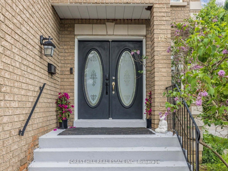 125 Spring Garden Avenue