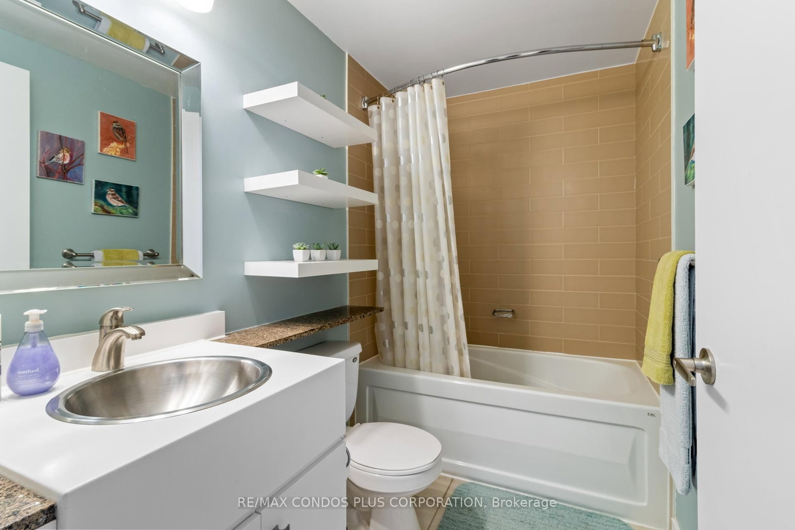 3 Navy Wharf Court • #2205 • Toronto, ON photo 35