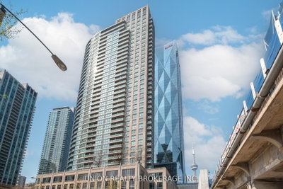 18 Yonge Street