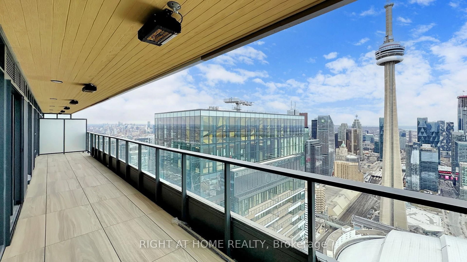 3 Concord City Place Way • #7706 • Toronto, ON photo 37