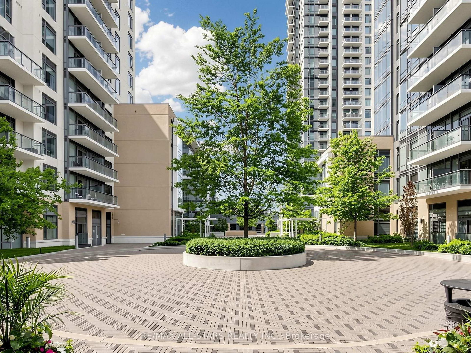 427-50 Ann O'Reilly Road, Toronto, ON, photo 3