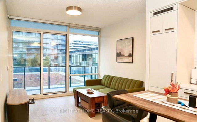 S431 - 455 Front Street E