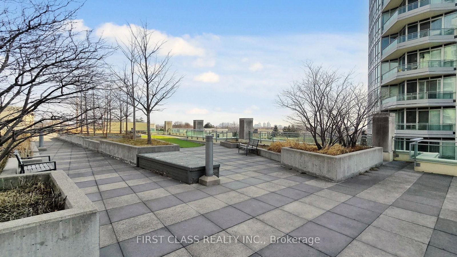 18 Holmes Avenue • #612 • Toronto, ON photo 28