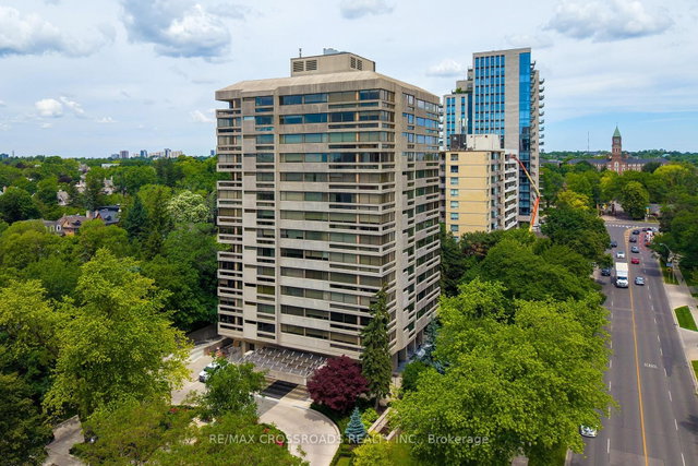 150 Heath St W 1301-1302
