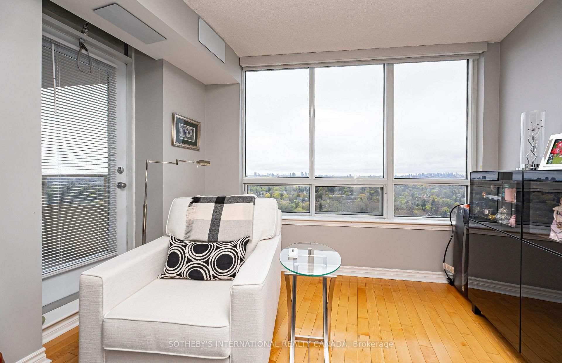 1 Rean Drive, Unit 2108