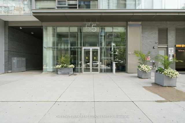 915 - 55 Stewart Street