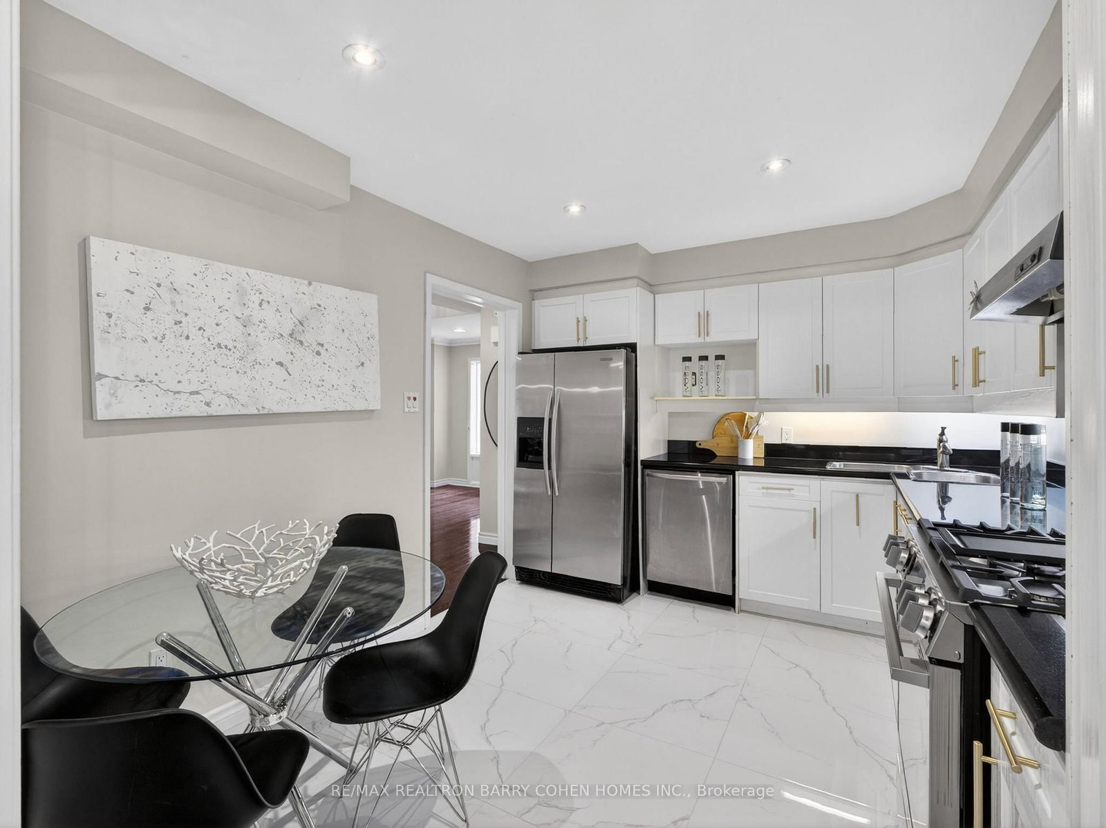 115 Scenic Mill Way • Toronto, ON photo 12