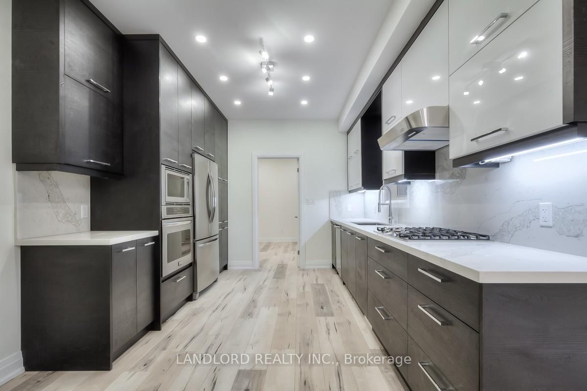 Main & BSMT-100 Massey Street, Toronto, ON