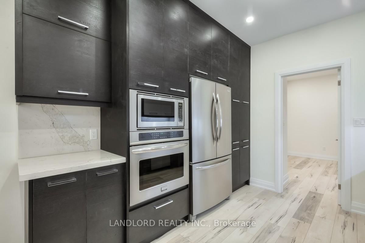 Main & BSMT-100 Massey Street, Toronto, ON, photo 3