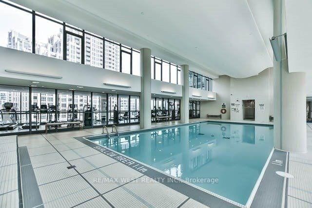 215 Fort York Boulevard • #508 • Toronto, ON photo 6