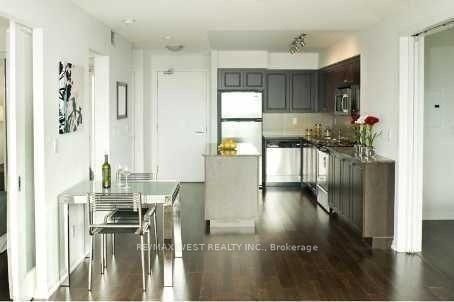 215 Fort York Boulevard • #508 • Toronto, ON photo 9