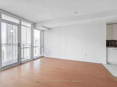 11 Brunel Court • #5005 • Toronto, ON