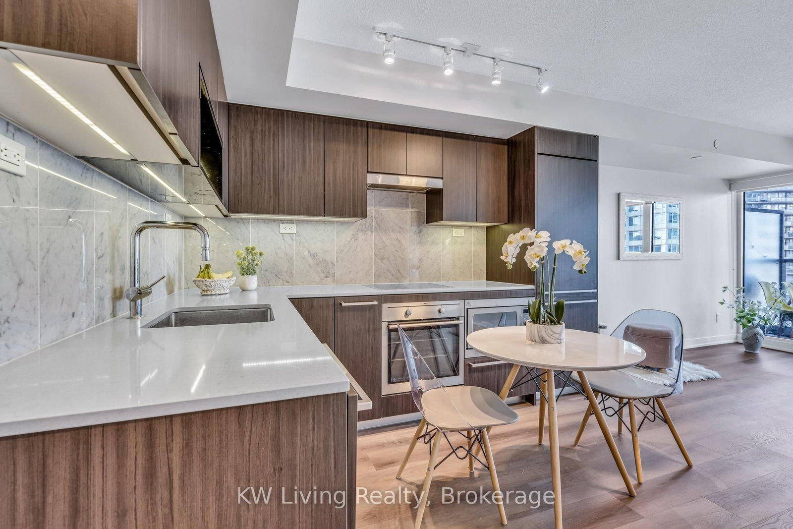 70 Queens Wharf Road • #1601 • Toronto, ON photo 18