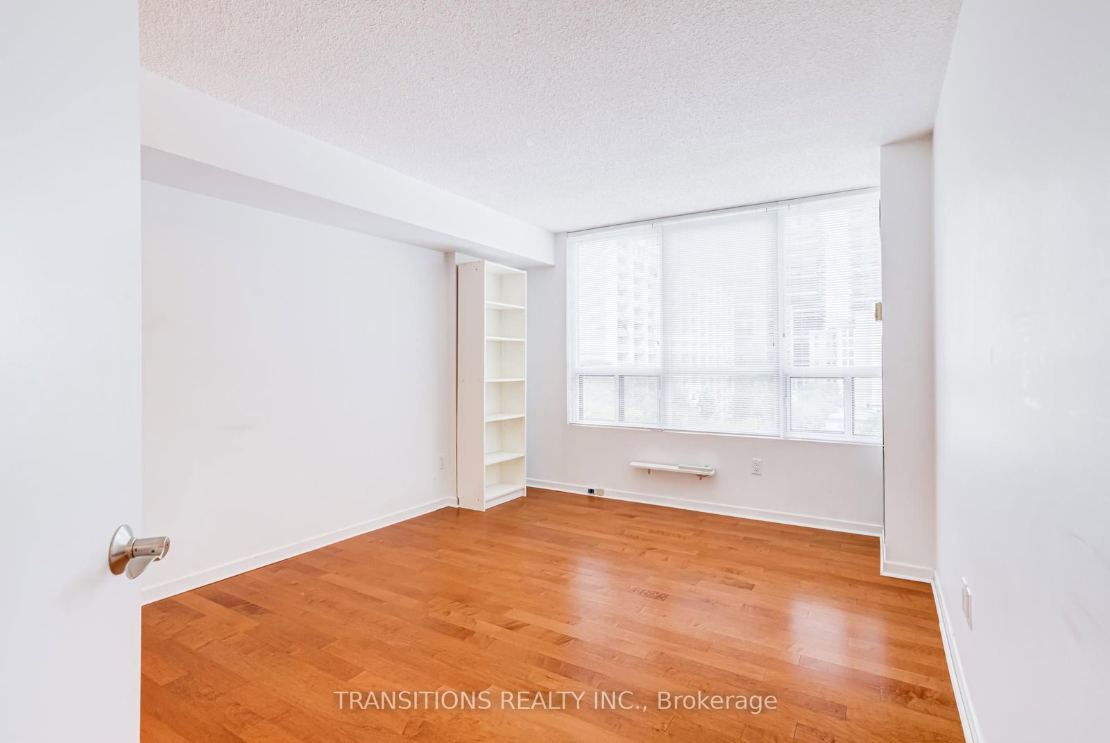 25 Maitland Street • #610 • Toronto, ON photo 18