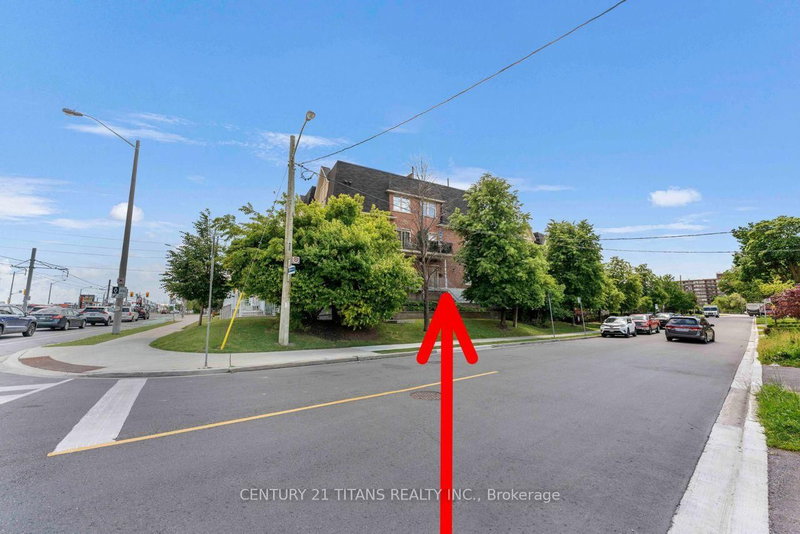 222 - 1837 Eglinton Avenue E