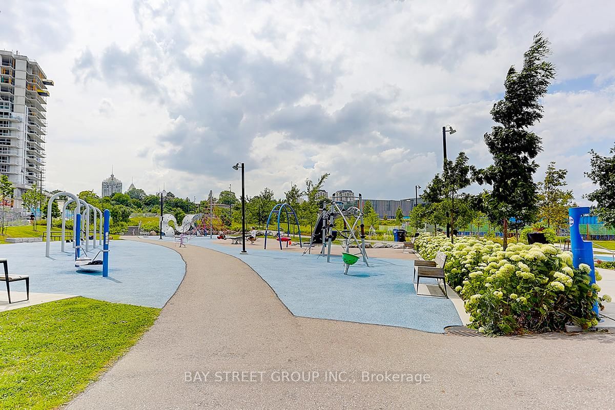 95 Mcmahon Drive • #2512 • Toronto, ON photo 18