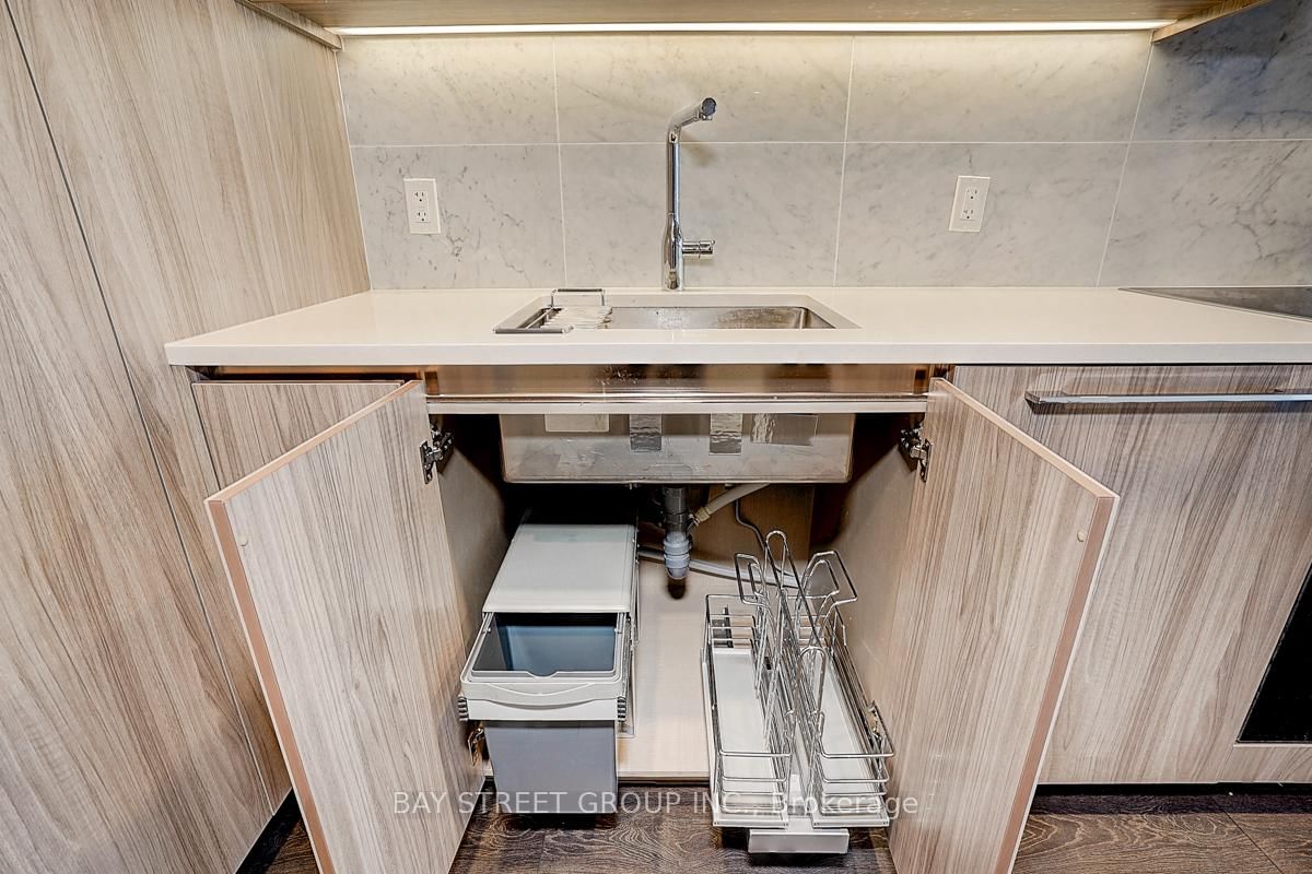 95 Mcmahon Drive • #2512 • Toronto, ON photo 43