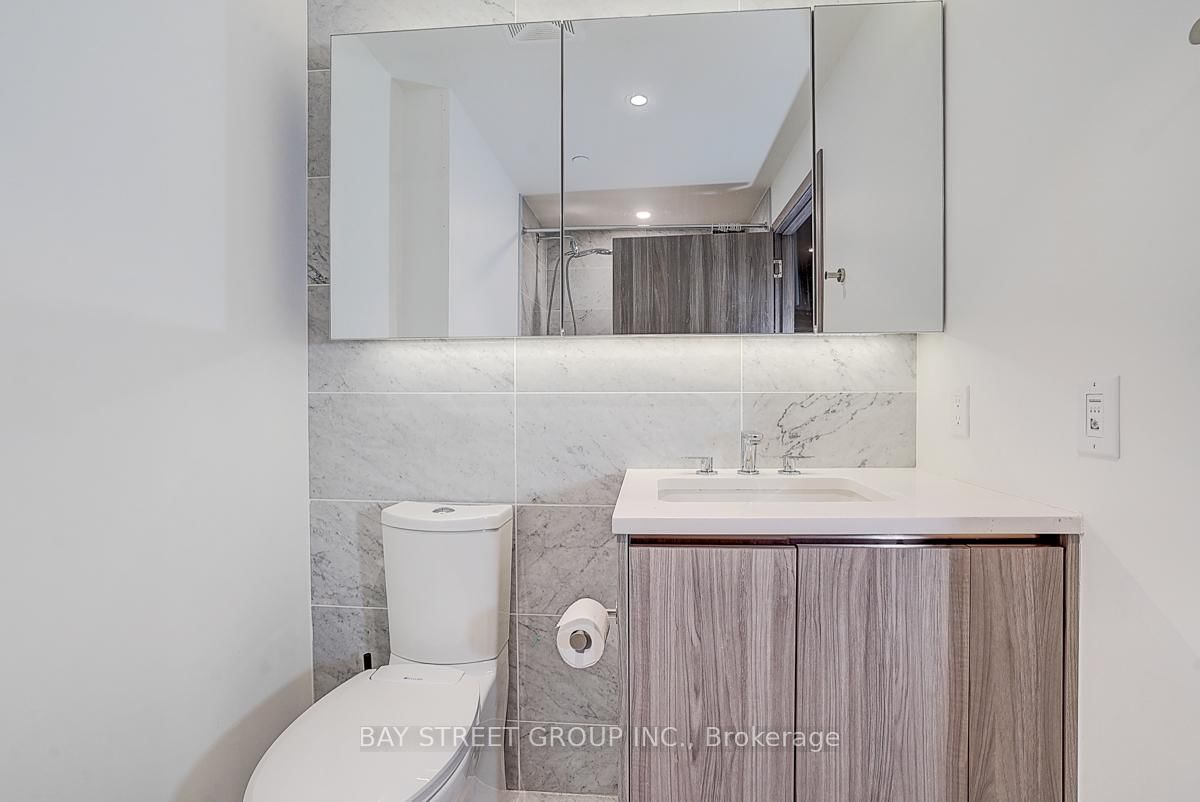 95 Mcmahon Drive • #2512 • Toronto, ON photo 8